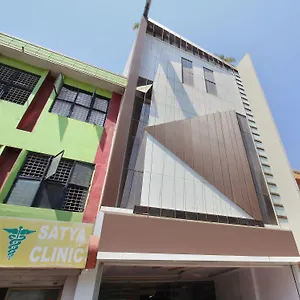 Hotel Oyo 12153 B S International Mysore